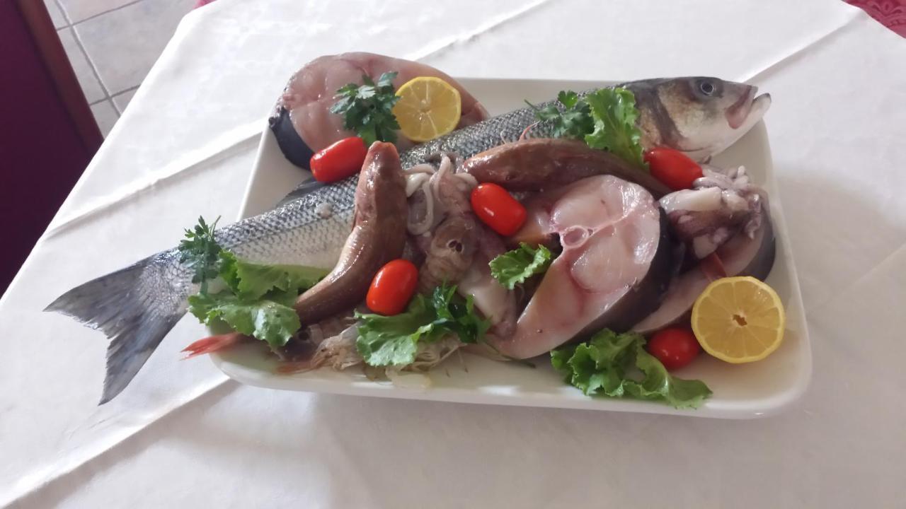 פררה Adelphi Room & Breakfast מראה חיצוני תמונה